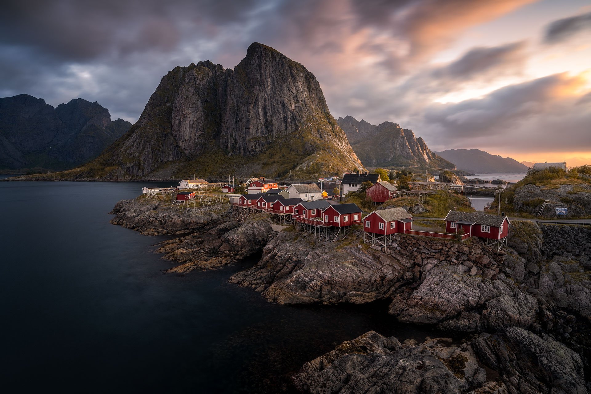 Norway-Lofoten-Hamnoy-09-23-1.jpg