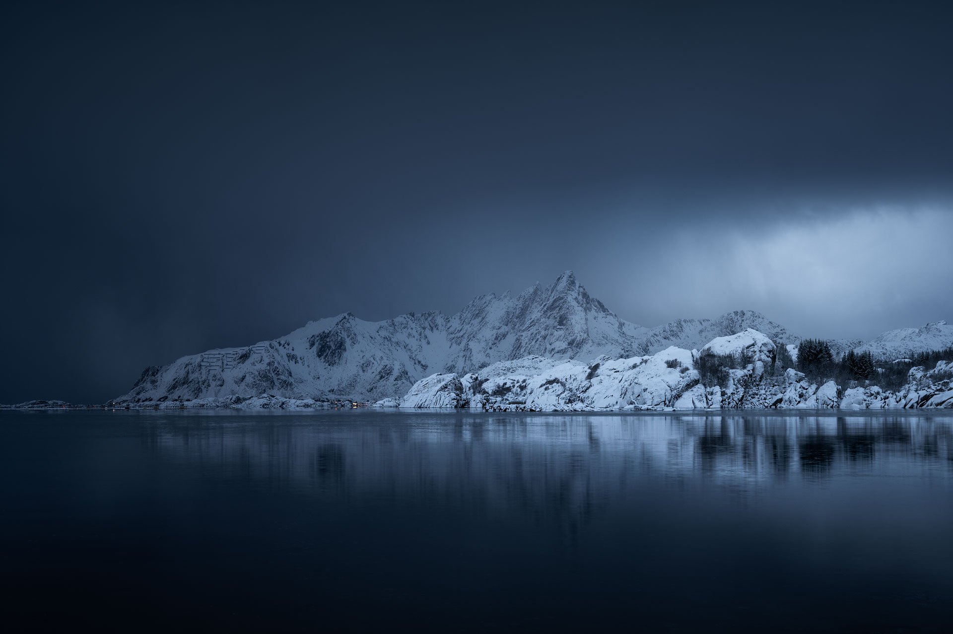 Norway-Lofoten-Skottind-01-24-1.jpg
