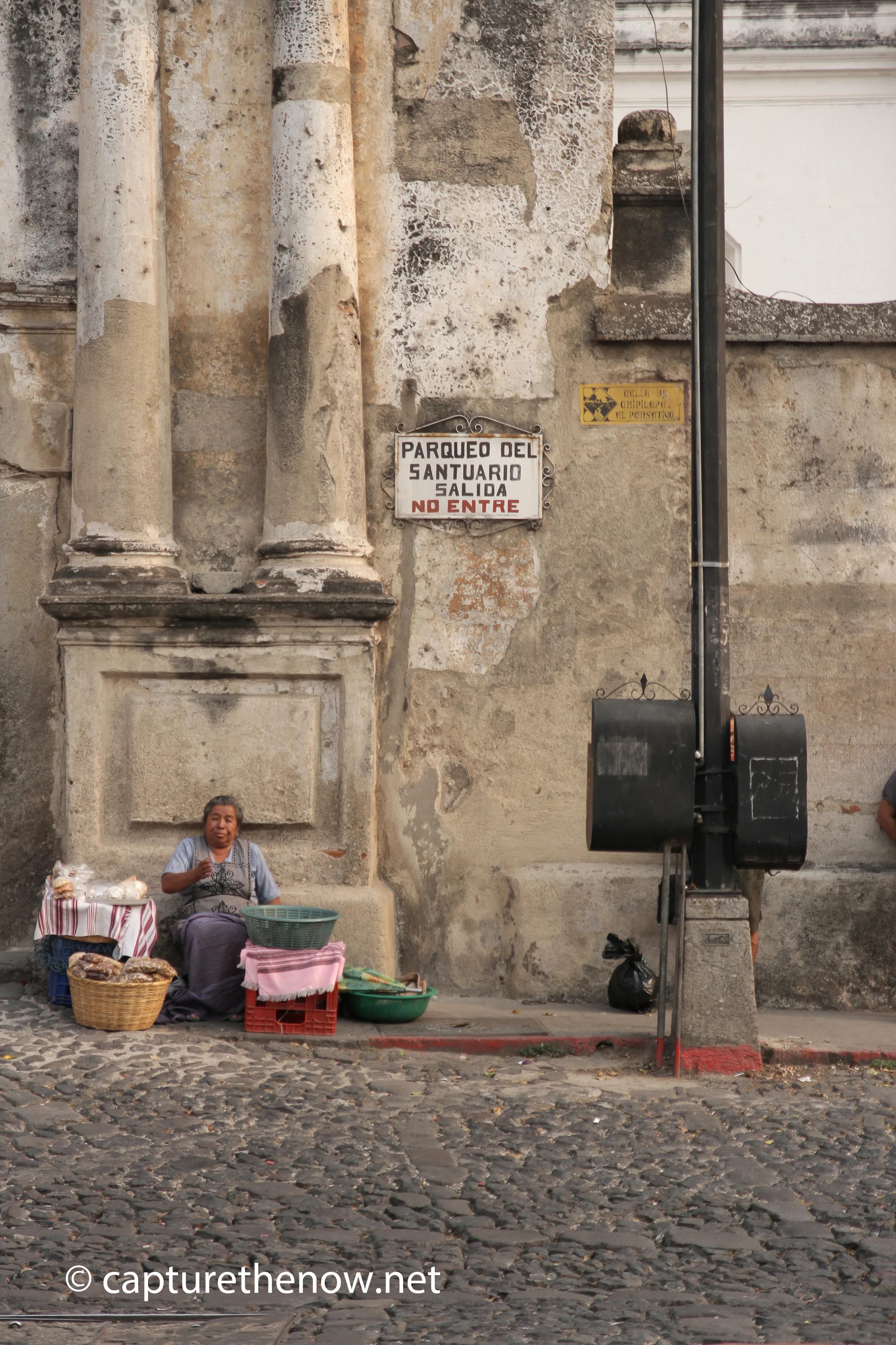 Street Vendor - Antigua - Guatemala (2015)
