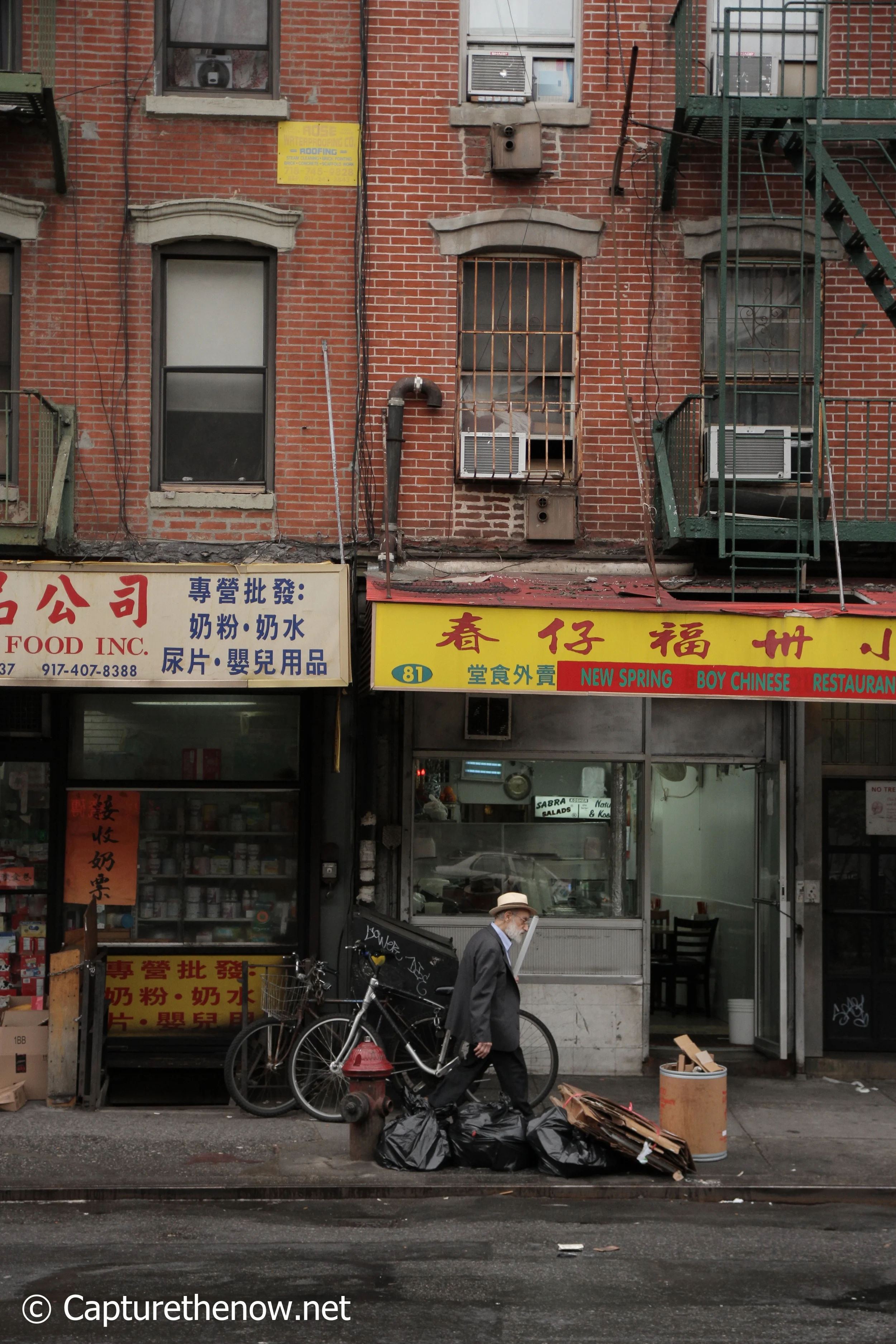 Old Man in Chinatown - New York (2014)