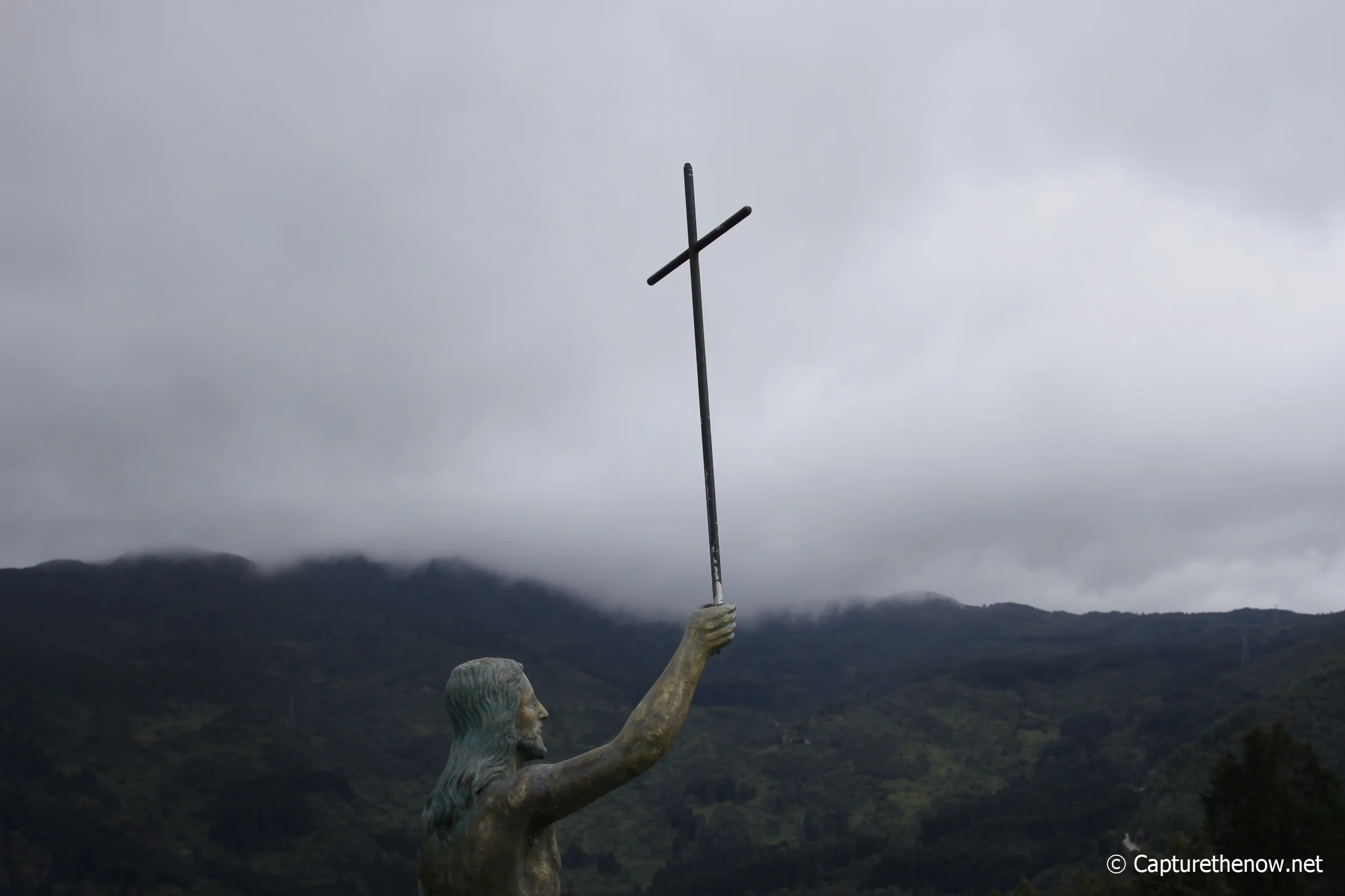 Cross - Bogota - Colombia (2012)