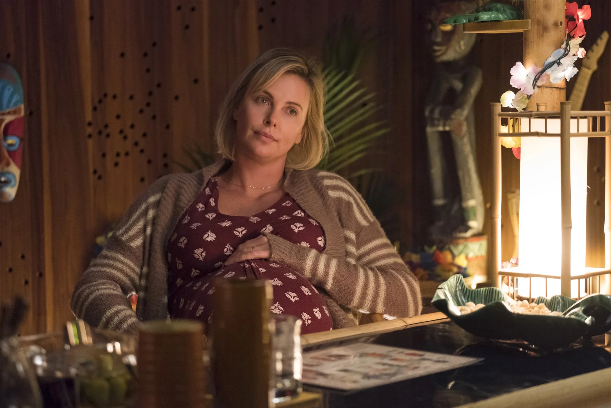 180504-charlize-theron-mn-1345_0ac16a835248e4602ef24a7def6978b8.fit-2000w.jpg