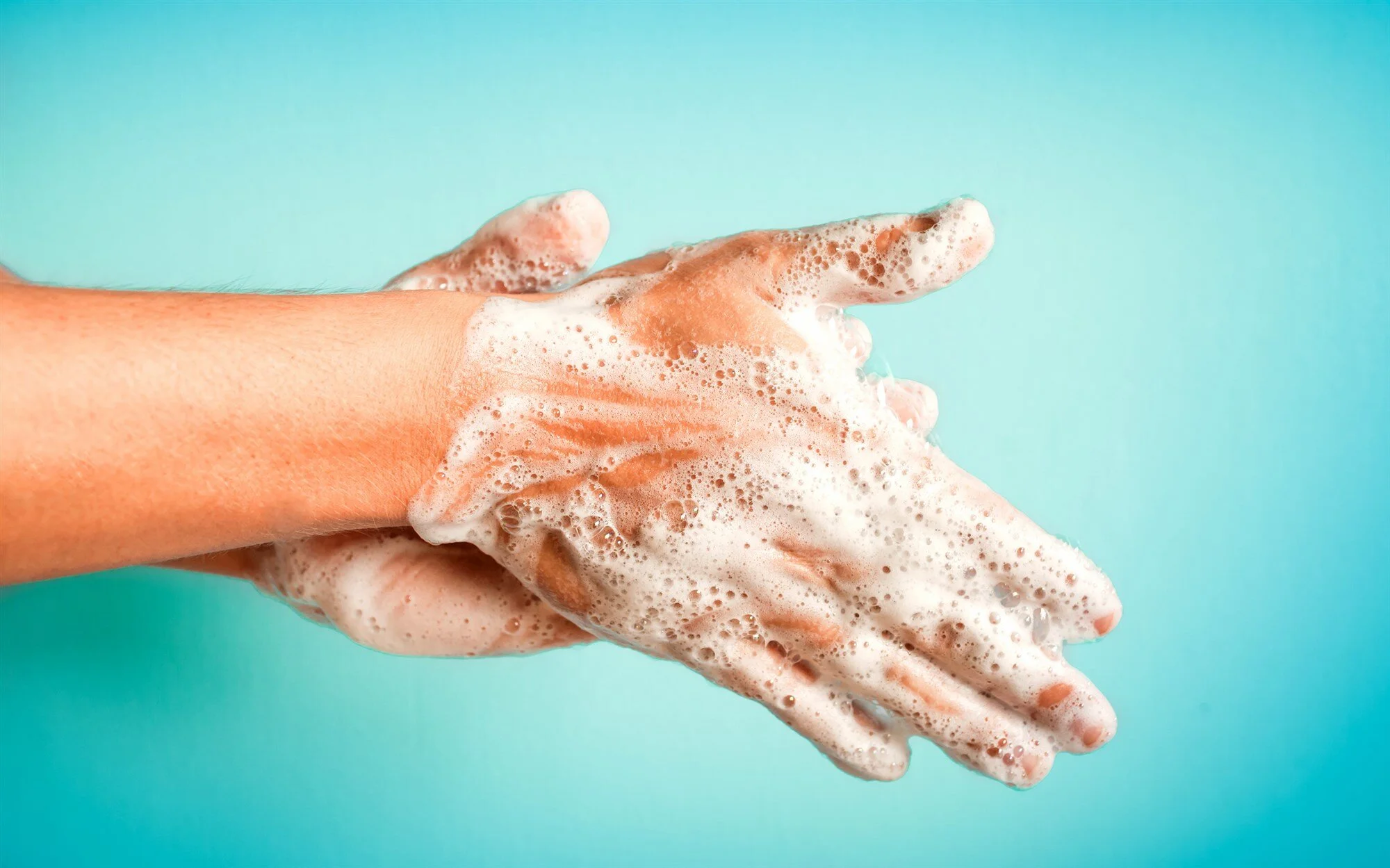 How to wash your hands properly, according to doctors 