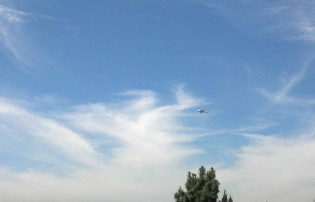 44593538-shuttle-leaving-pasadena.jpeg