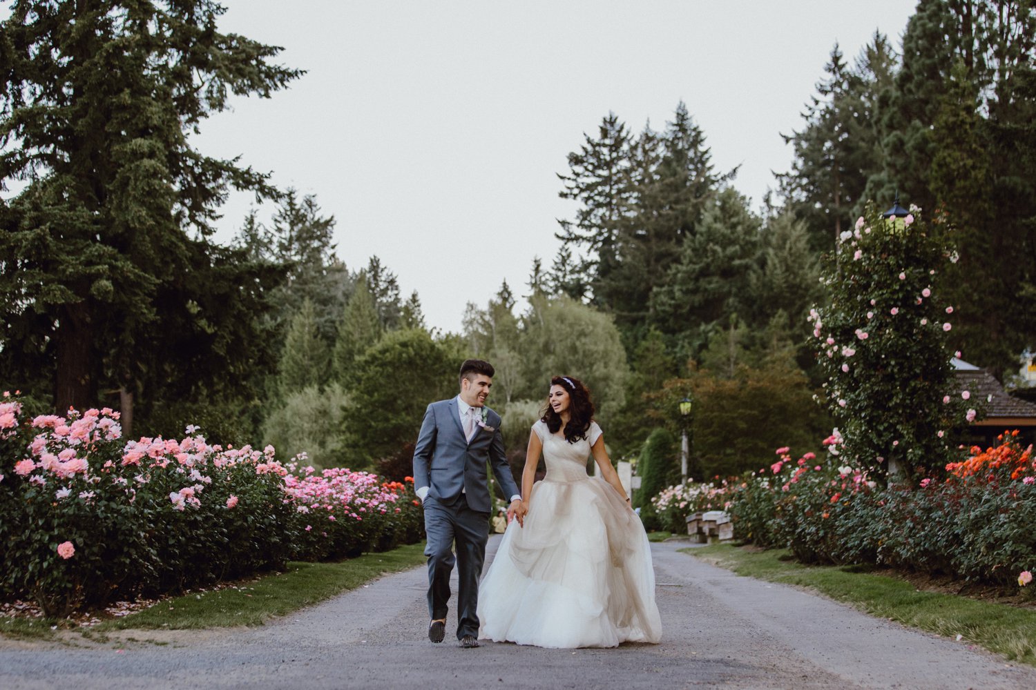 Portland Rose Garden wedding photo