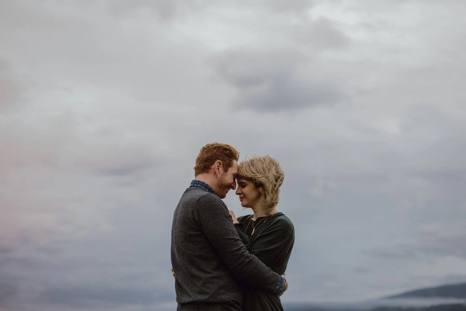 columbia-gorge-oregon-engagement-photography_0030.jpg