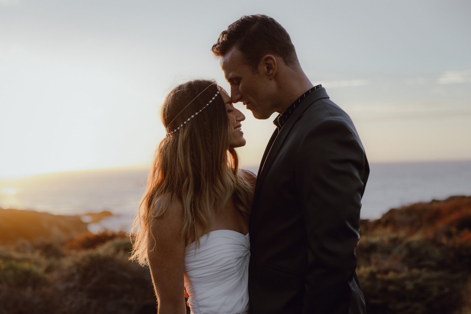 Sunset wedding photo in Big Sur by Catalina Jean