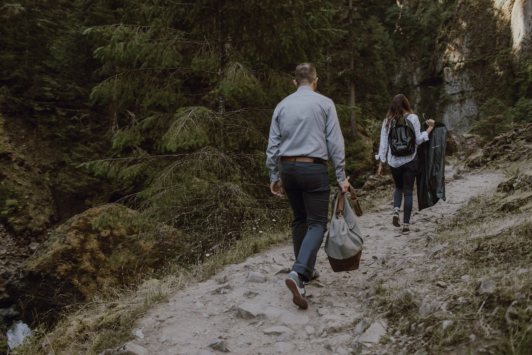 wahclella-falls-elopement-wedding_0001.jpg