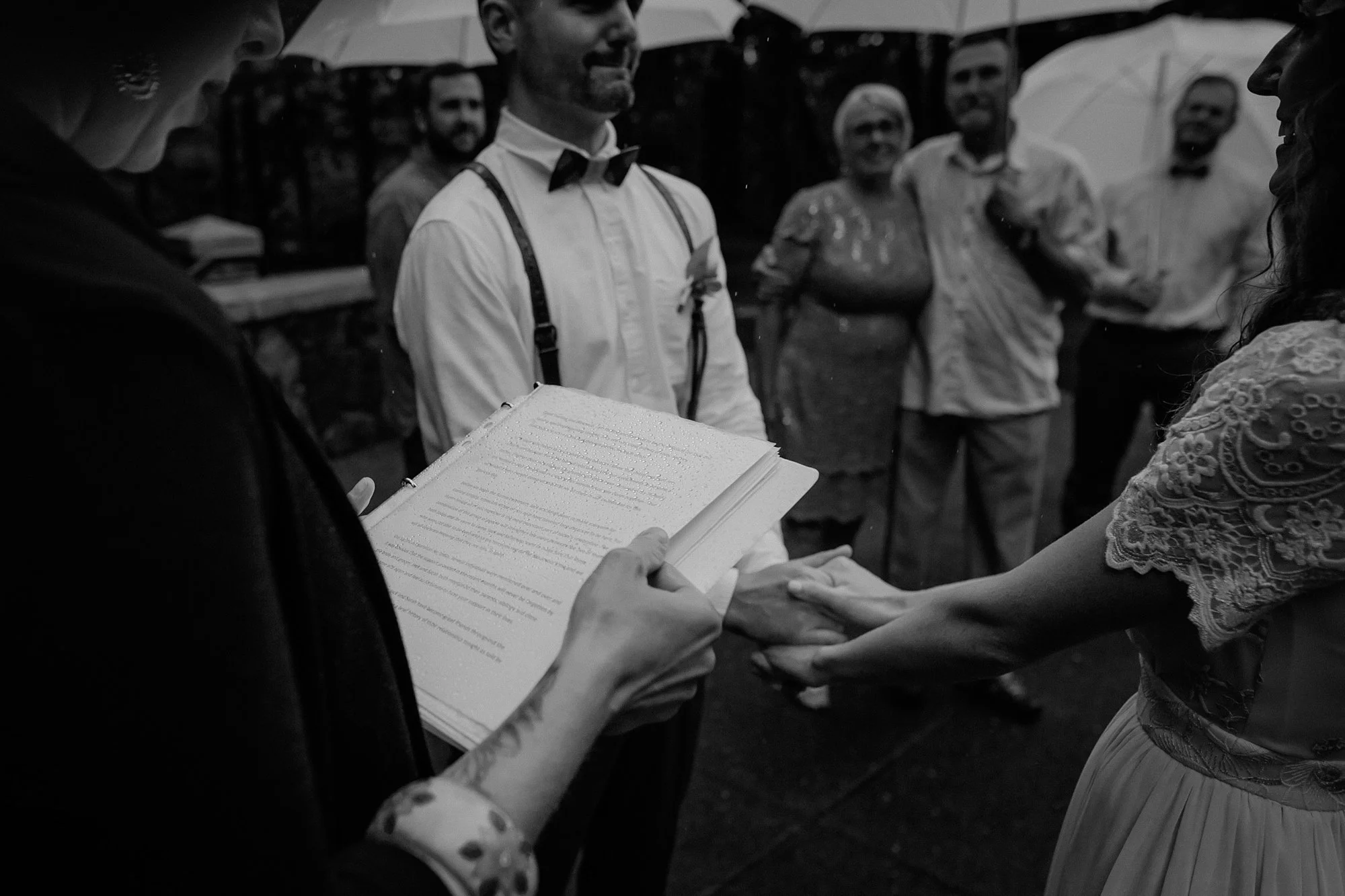 oregon-waterfall-elopement-wedding_0017.jpg