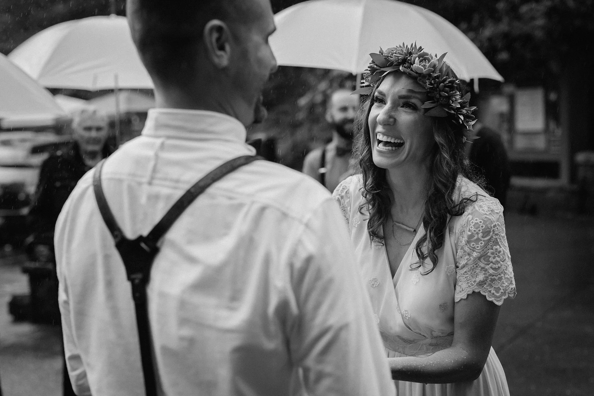 oregon-waterfall-elopement-wedding_0023.jpg