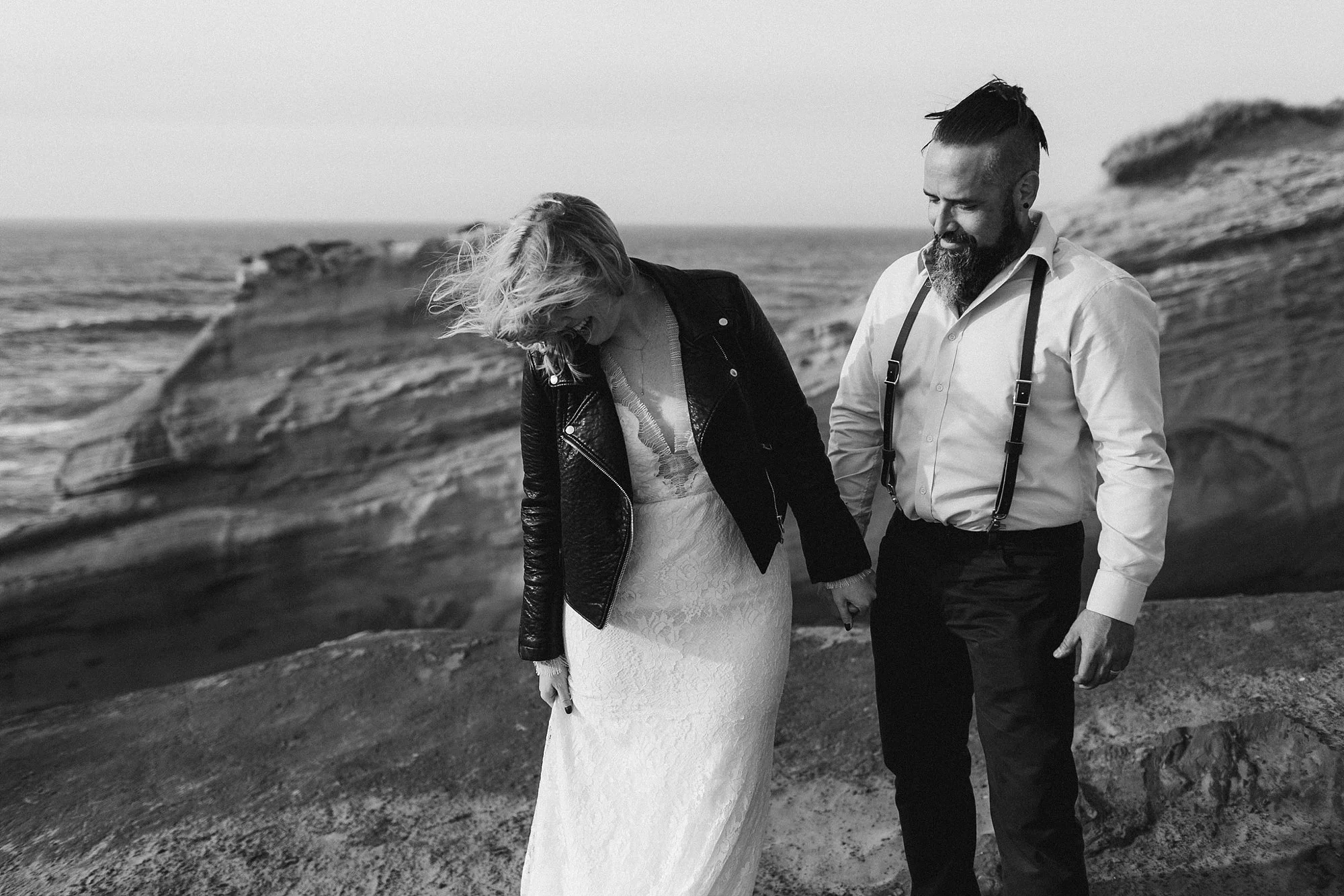 cape-kiwanda-elopement-wedding_0004.jpg