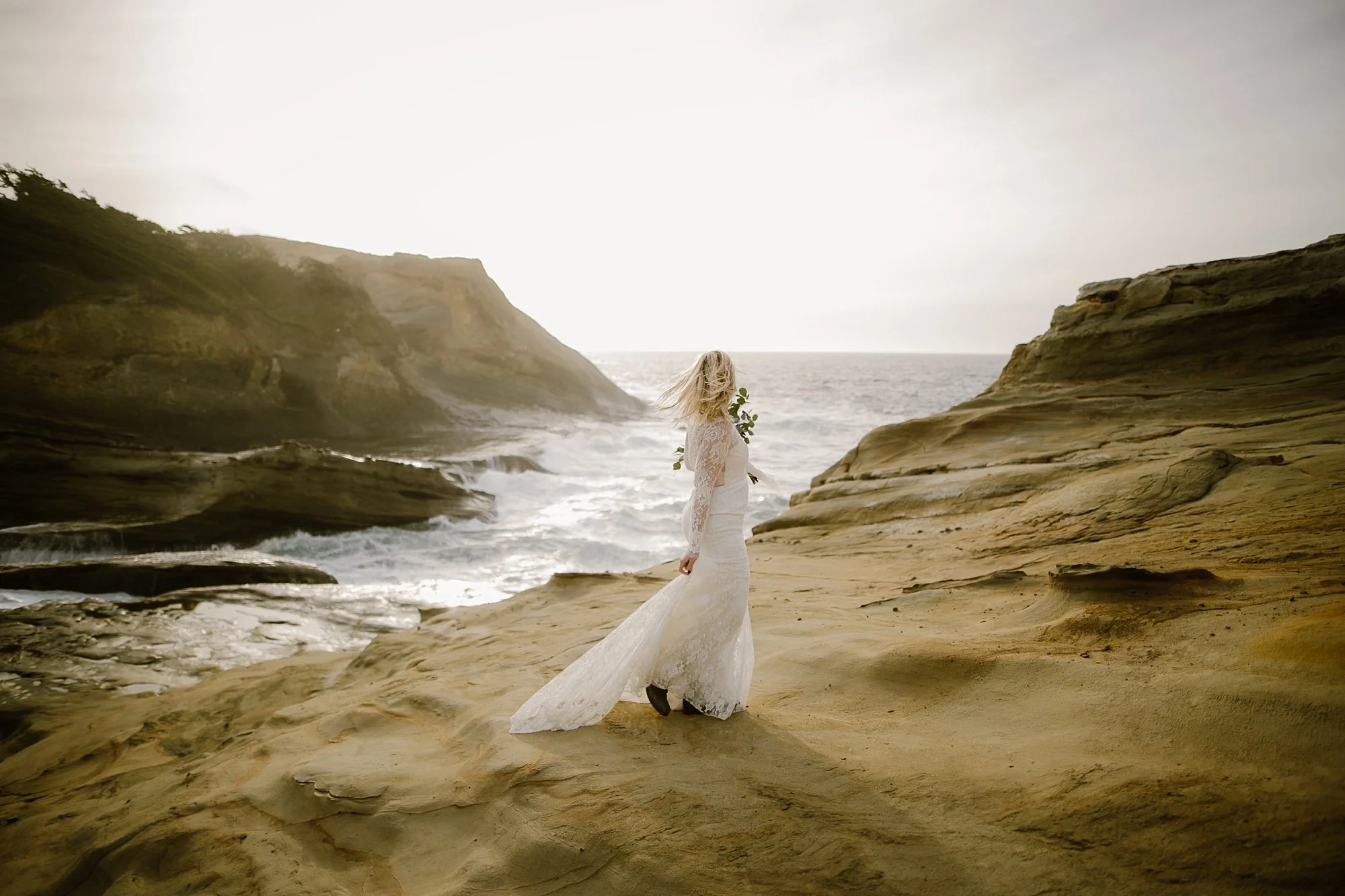 cape-kiwanda-elopement-wedding_0012.jpg