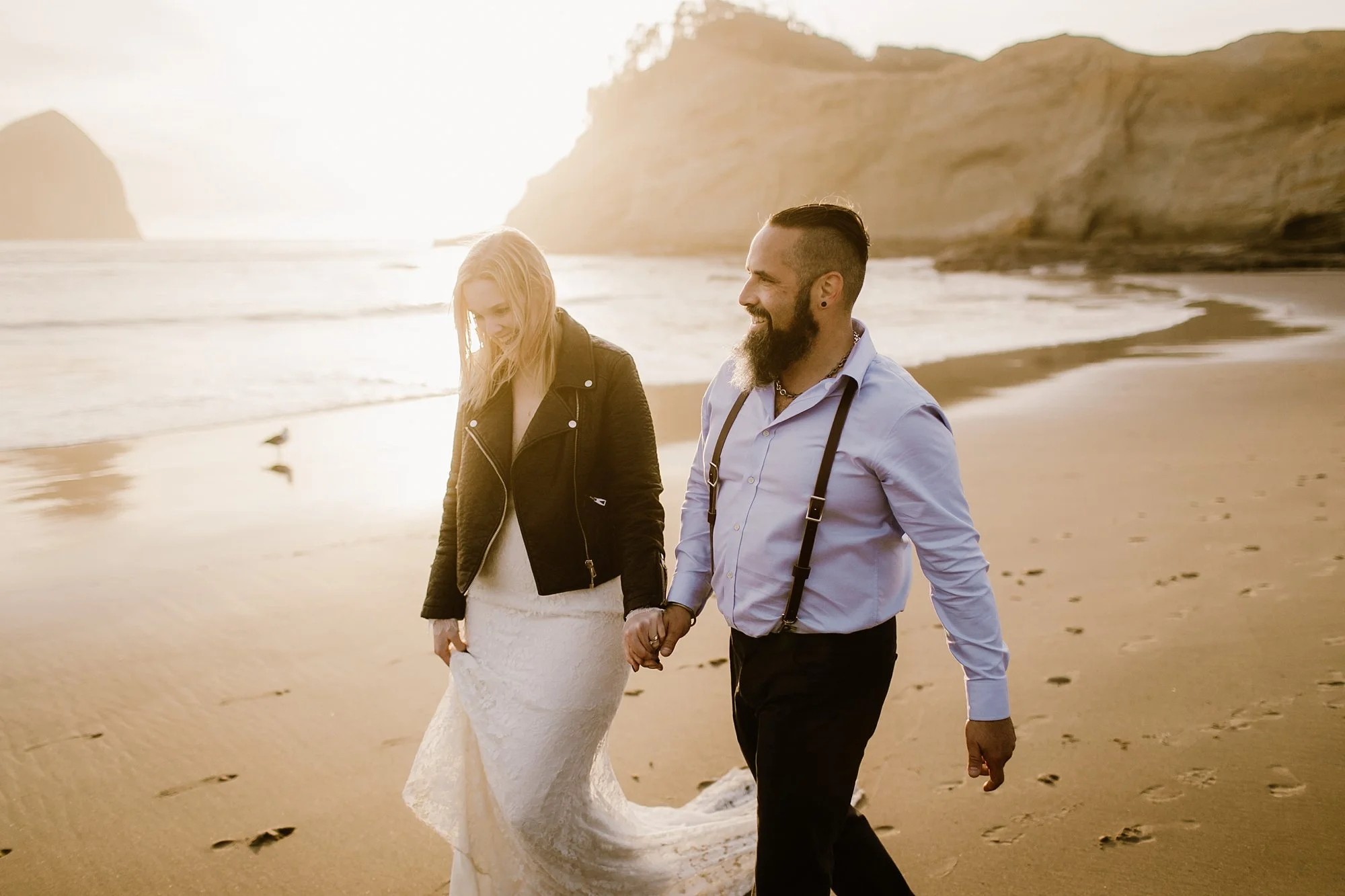 cape-kiwanda-elopement-wedding_0039.jpg