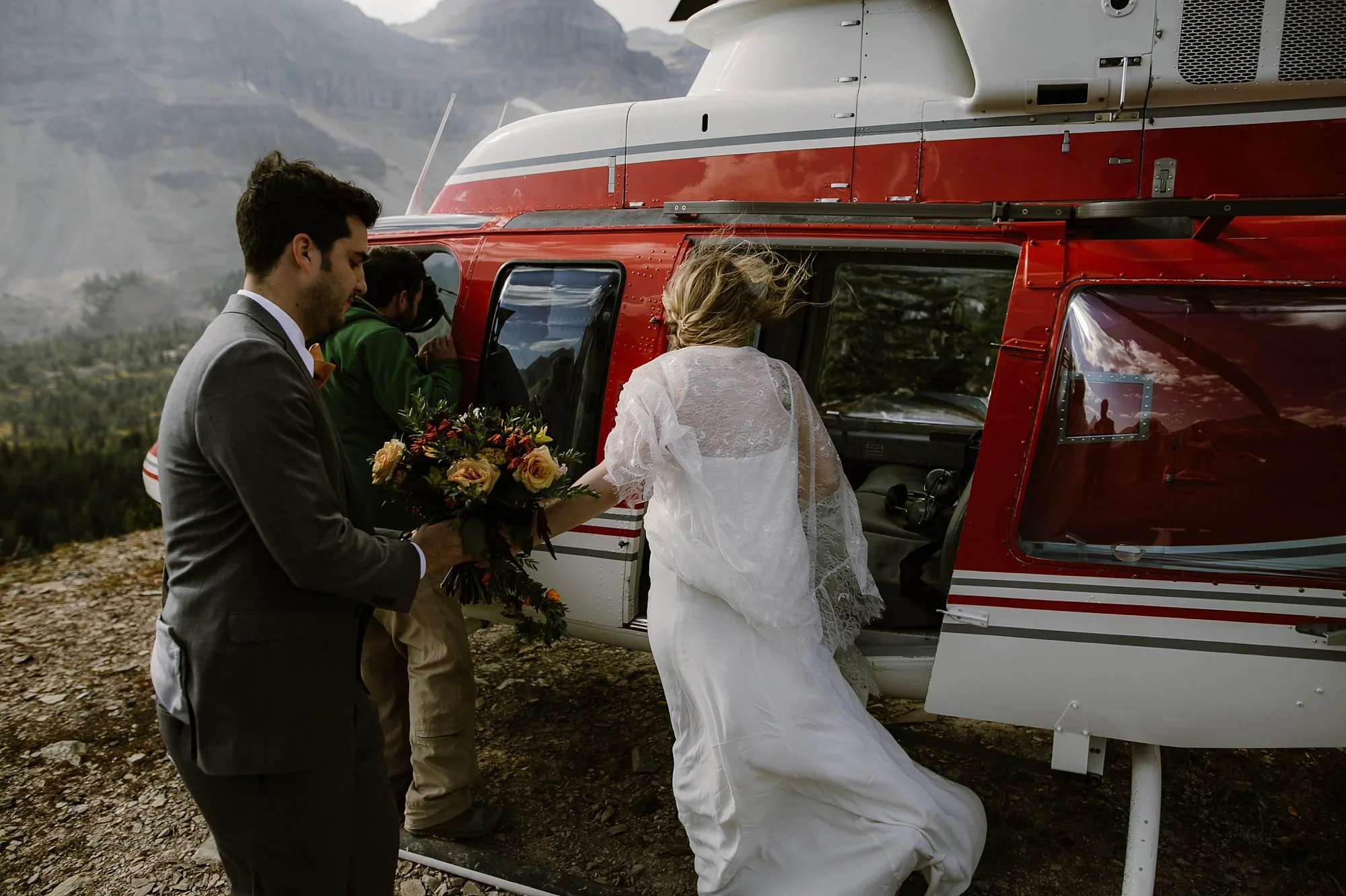 banff-canada-elopement-wedding_0033.jpg