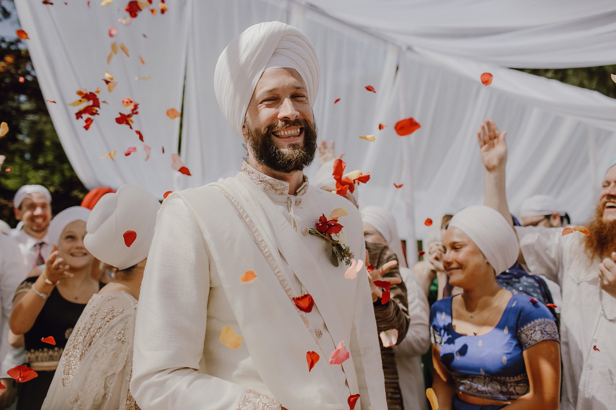 bohemian-inspired-sikh-wedding_0010.jpg