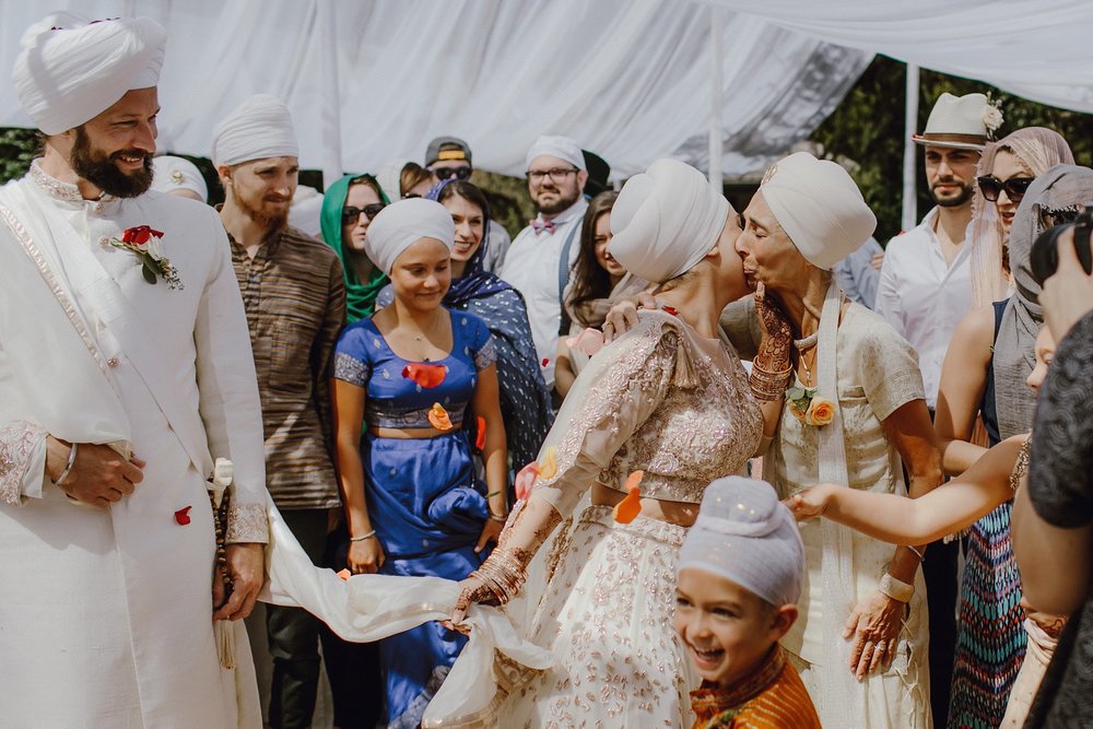 bohemian-inspired-sikh-wedding_0011.jpg