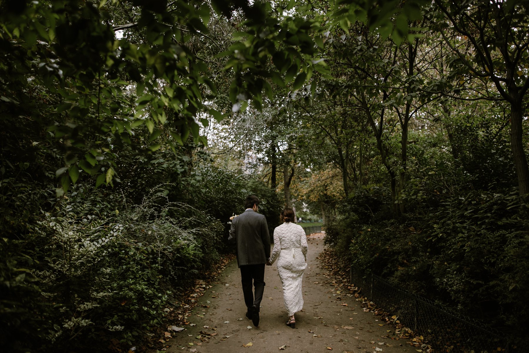 parc-monceau-paris-elopement_0112.jpg