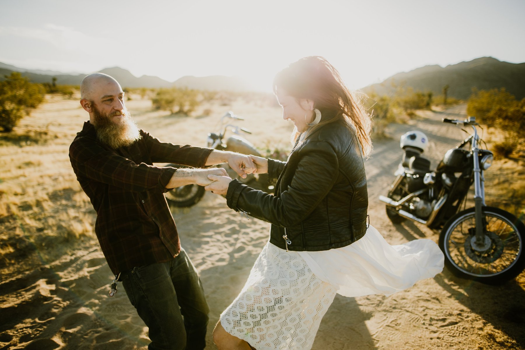 motorcycle-elopement-in-joshua-tree_0003.jpg