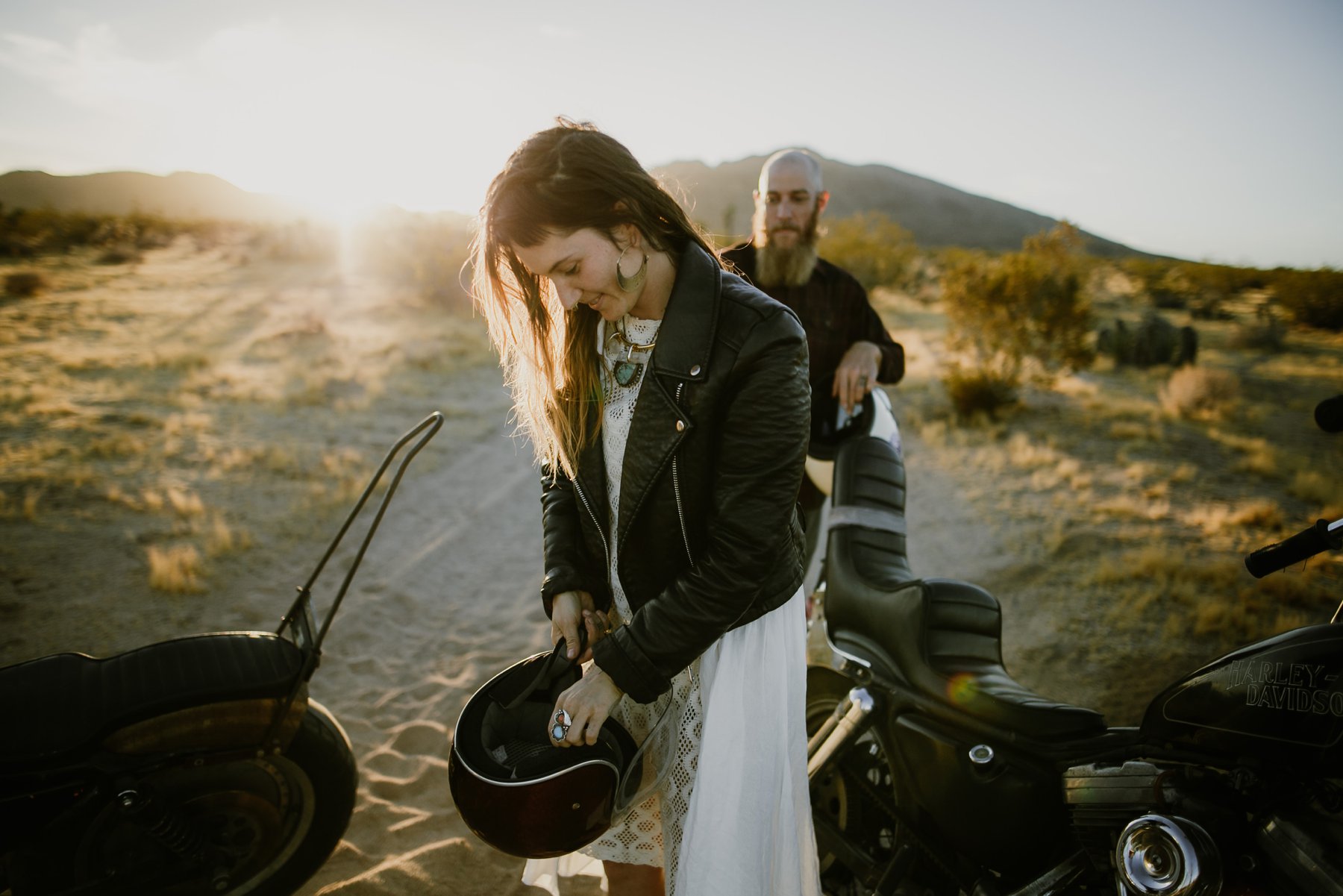 motorcycle-elopement-in-joshua-tree_0017.jpg