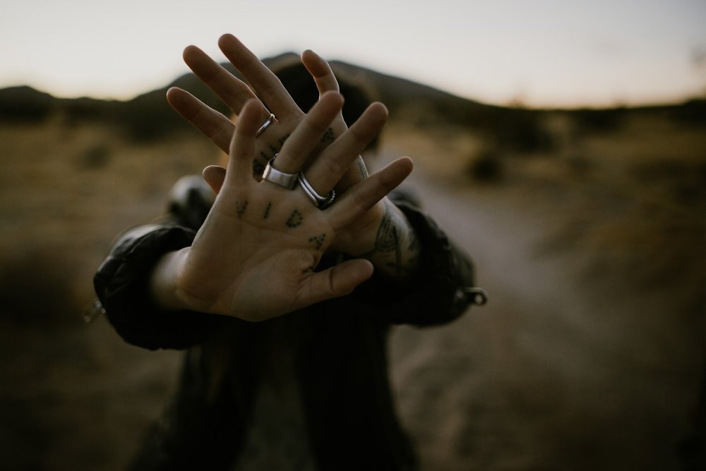 motorcycle-elopement-in-joshua-tree_0034.jpg