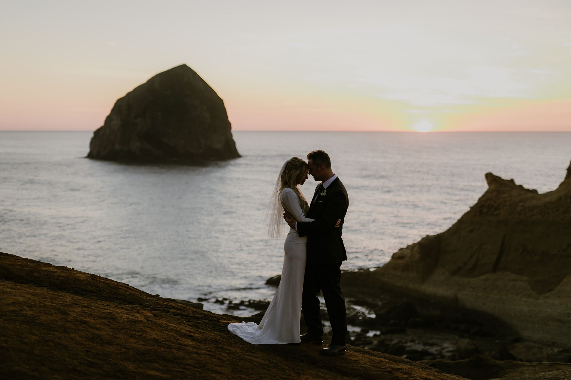 Oregon Coast wedding photo