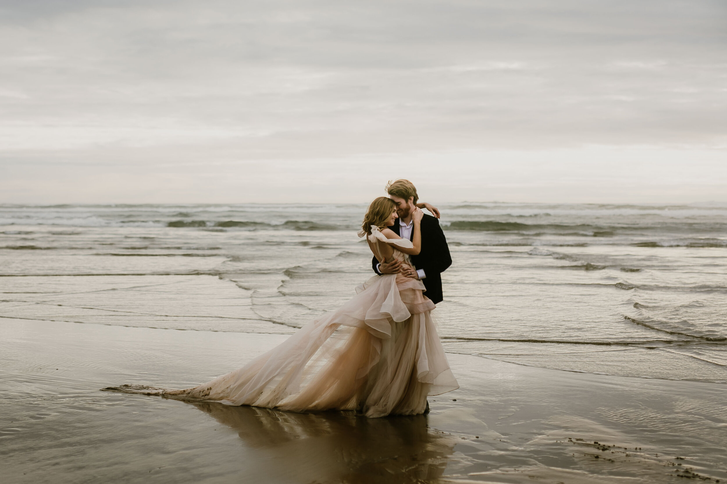 Sunset elopement wedding at Hug Point in Oregon