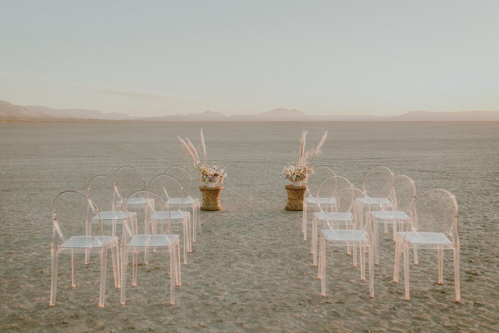 Wedding elopement ceremony in the Alvord Desert