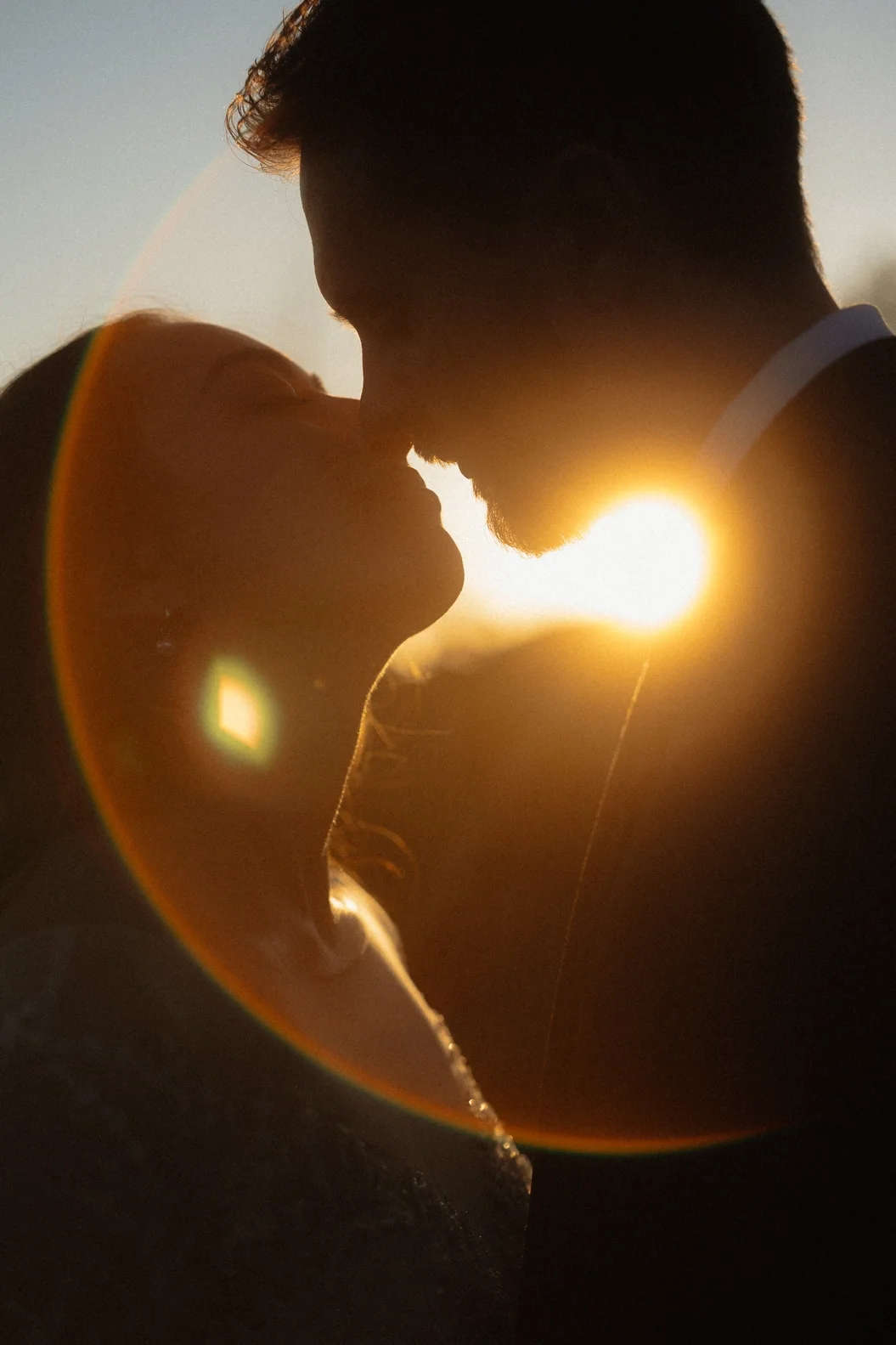sunset-oregon-wedding-photography.webp