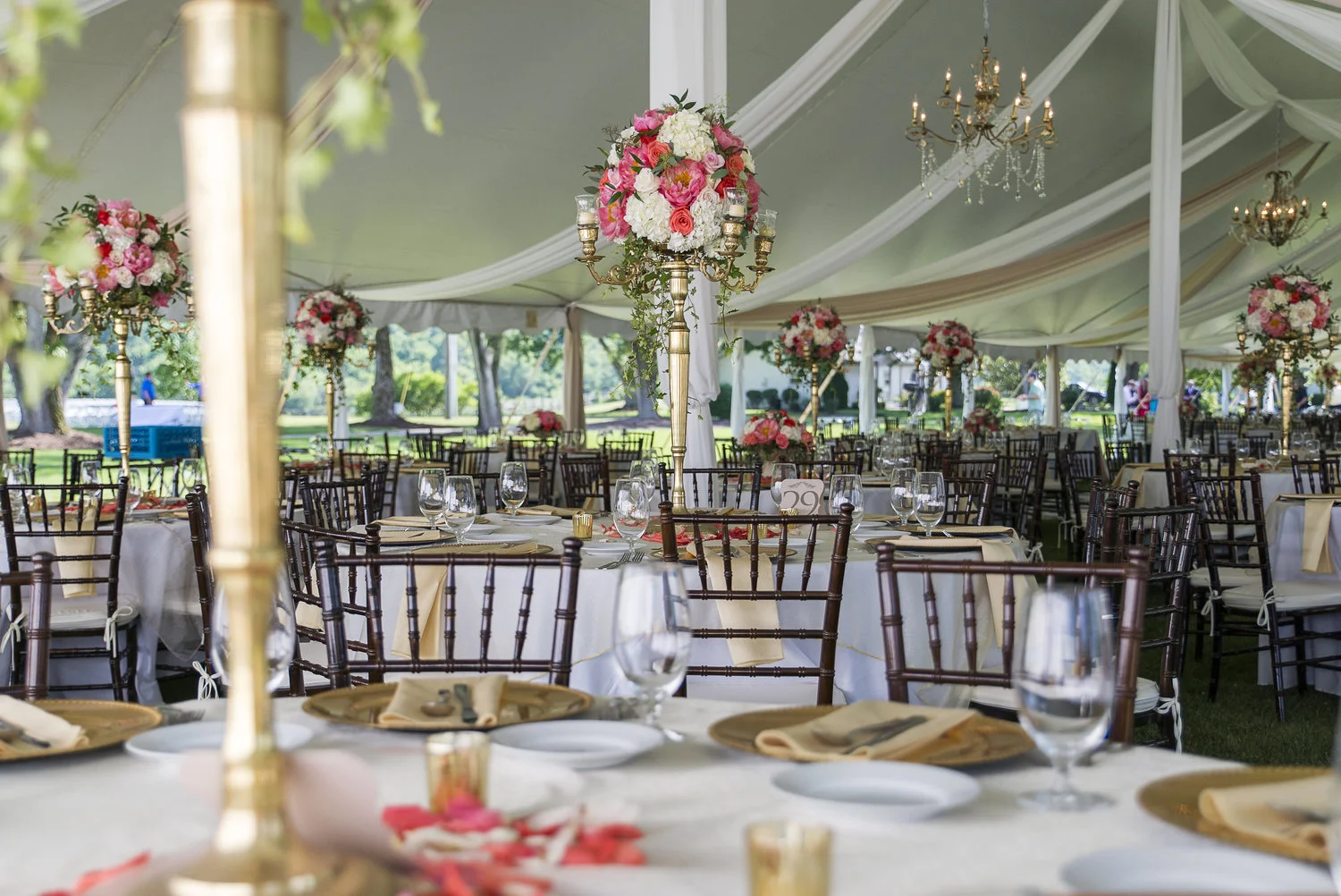  Wedding tent design and decoration (draping, florals, table top)&nbsp;by  Merci Bouquet , my event planning company.&nbsp; 