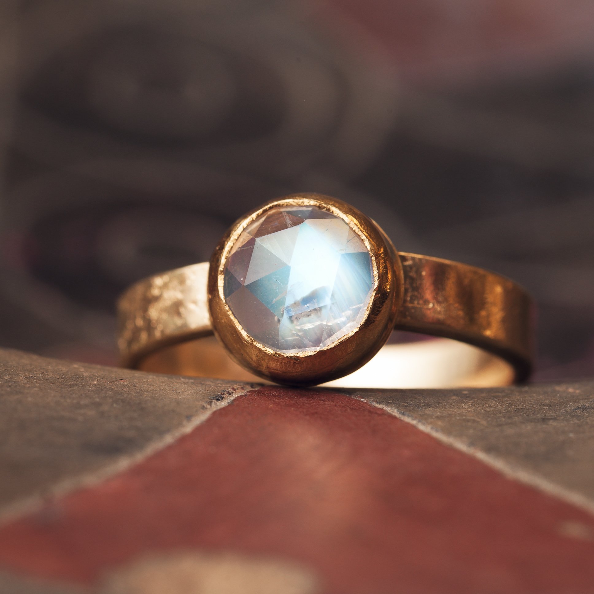 20230928_gold_ring_with_moonstone_0039-Edit-2.jpg