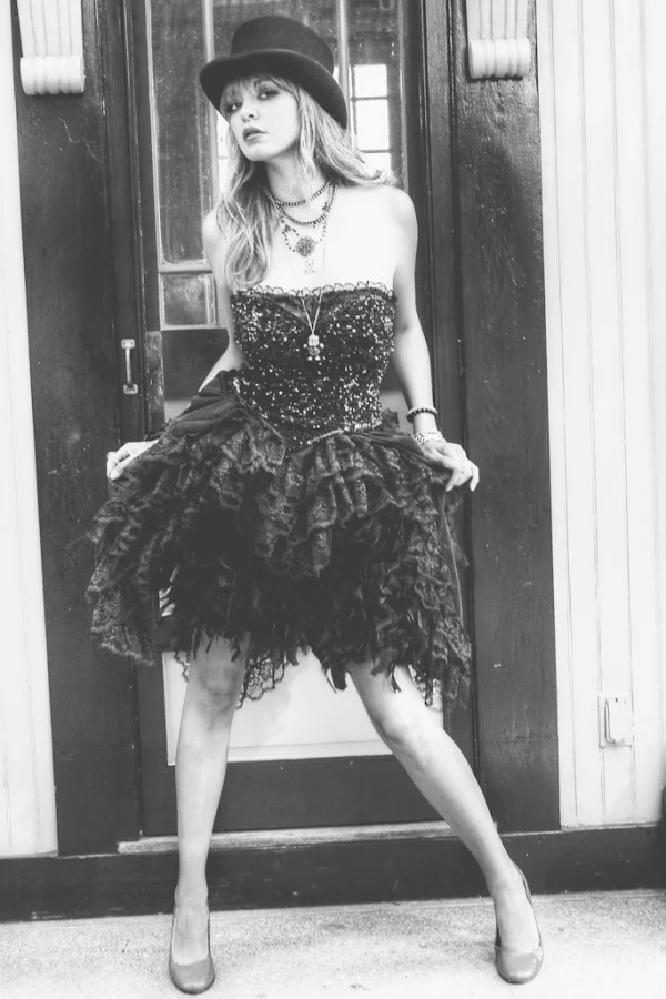 rlp-hdrfriday-people-bw-1