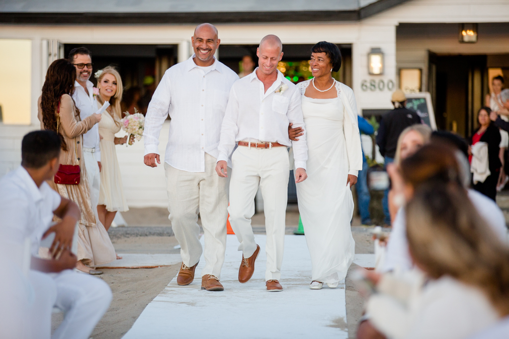 rl-beachCeremony-Mary+Phil-58.jpg