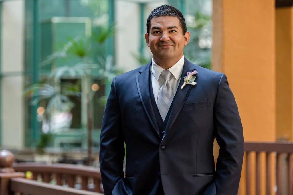rl-FirstLook+Portraits-Cassandra+Eric-1.jpg