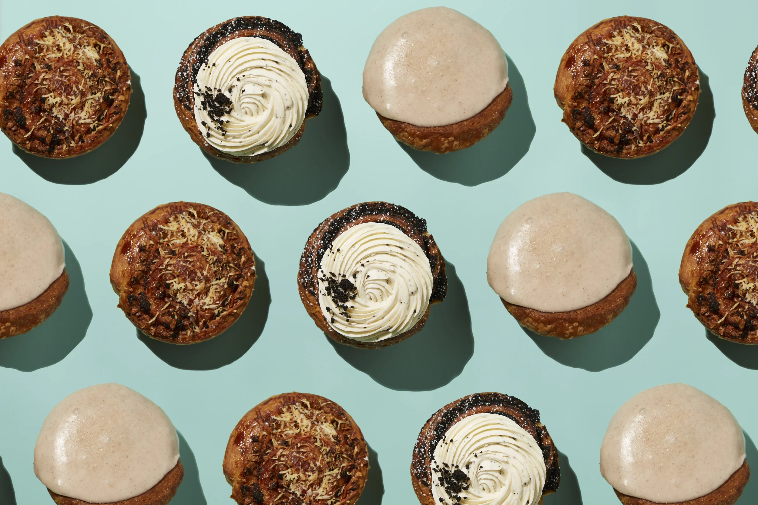 Cruffin_Assorted_2.jpg