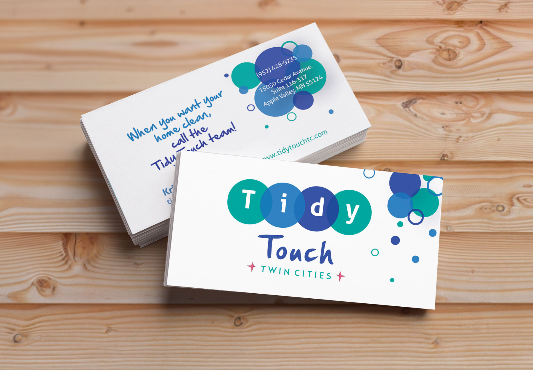 Business Cards - A clean layout to define the cleanliness of the brand.