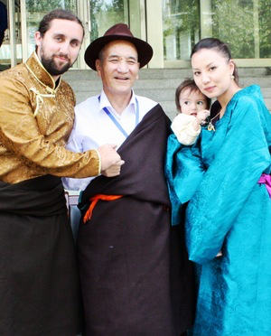 Tibet's most senior Doctor Aku Nyima with Joey, Laila and their daughter Goma Devi in Xining, Qinghai, Tibet/China.