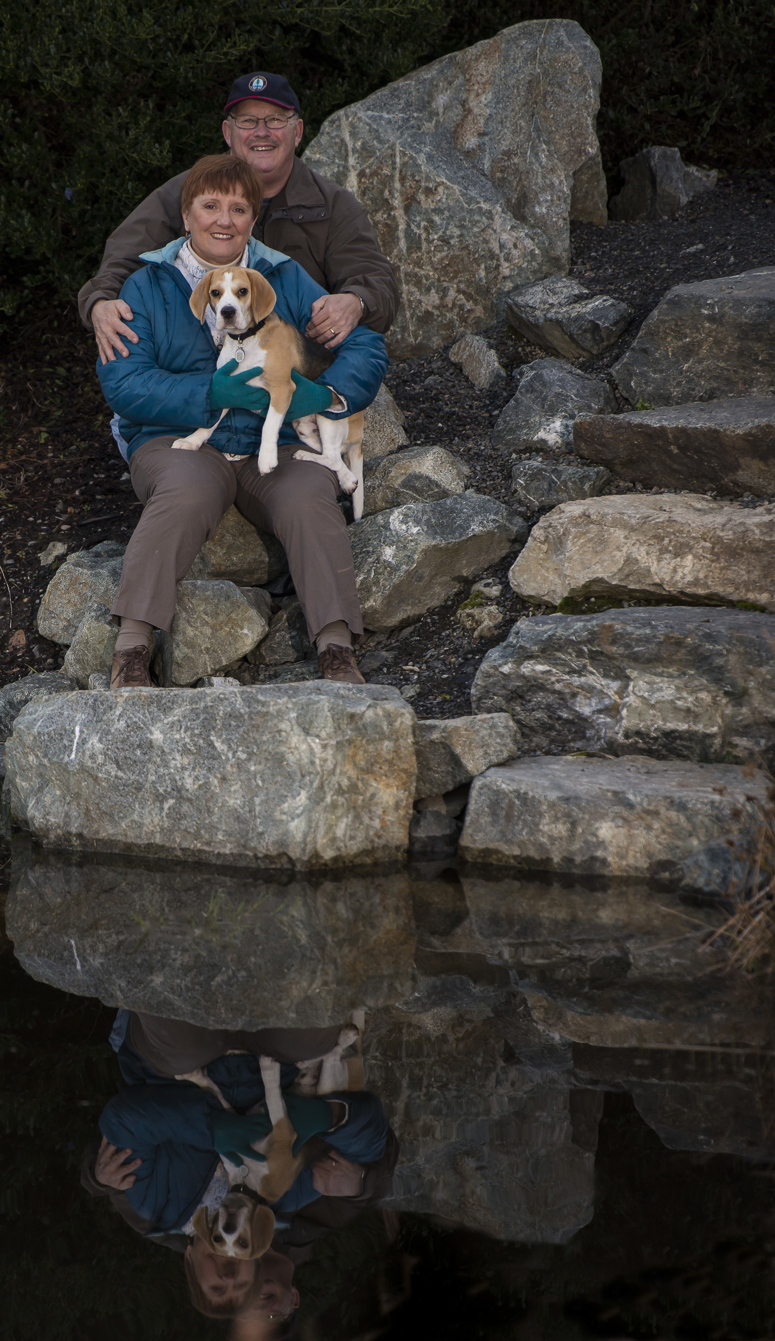 Family and pet portrait photo, Family Photographer, Family Photography, Family Photographer Nanaimo, Family Photographer Ladysmith, Family Photographer Duncan, Family Photographer Cowichan