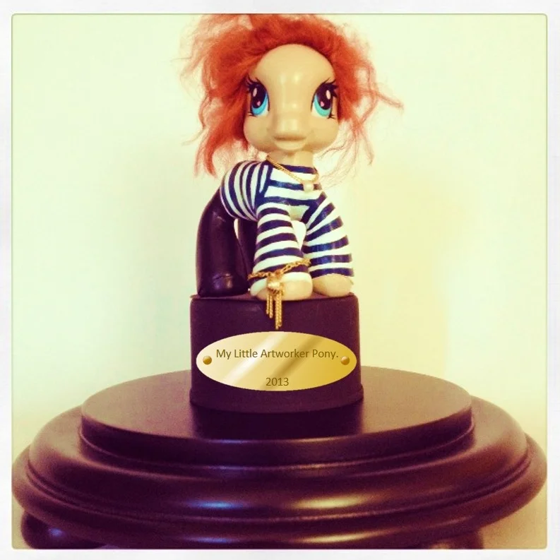 Tah dah! Complete with tuna can plinth & everything!