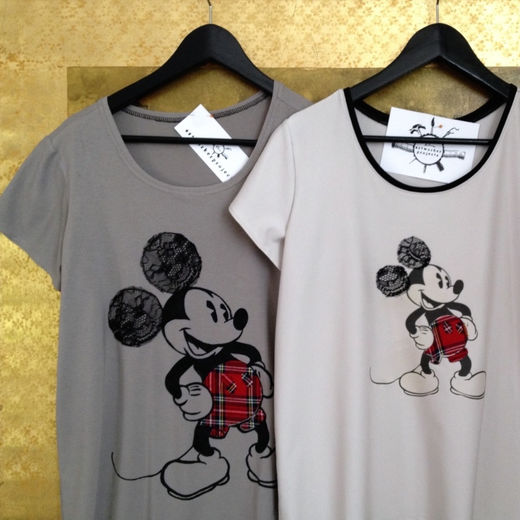 DIY gift: Mickey Mouse with lace ears t-shirt — artworkerprojects