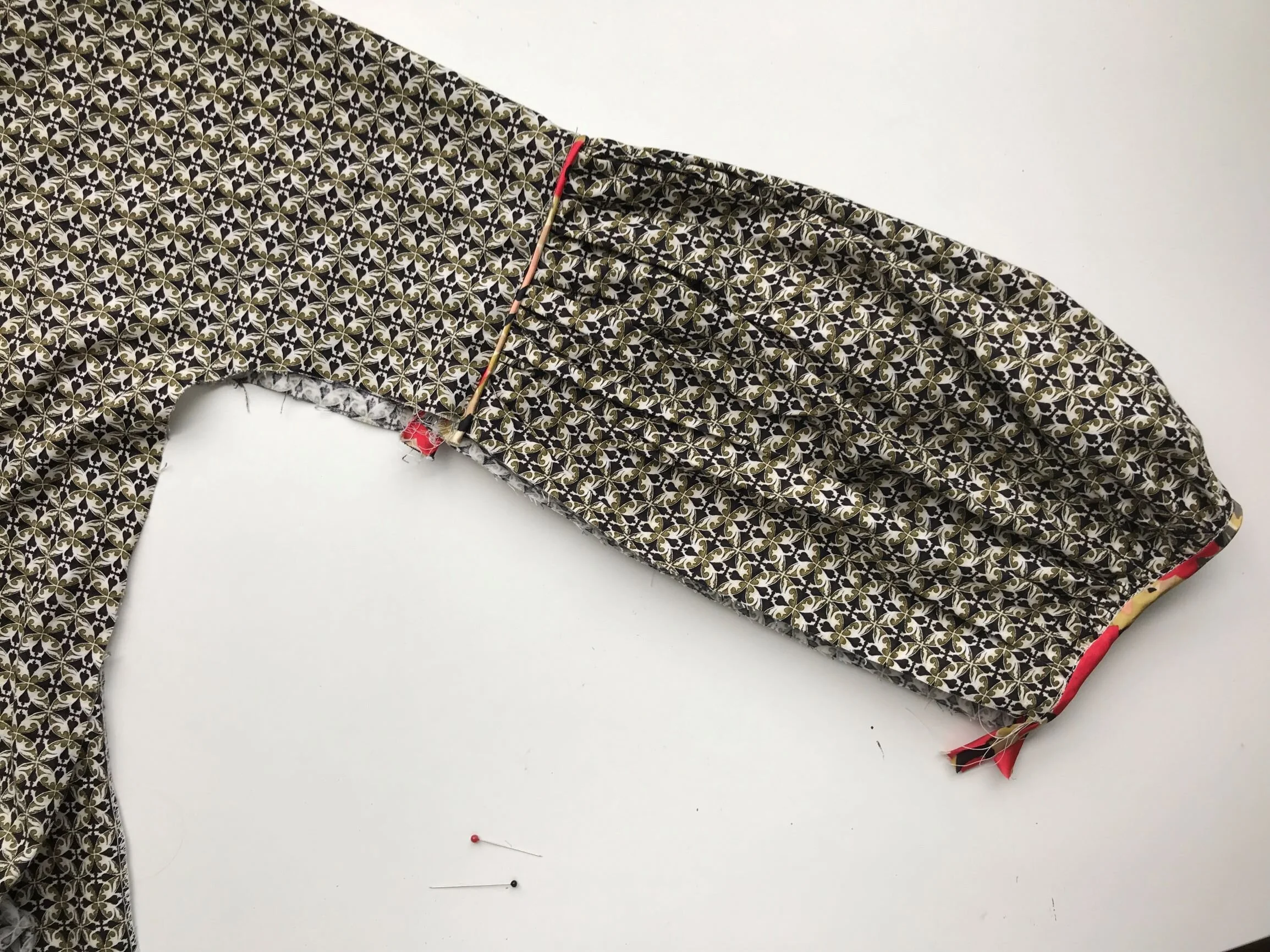 Carry on with the usual, sew a continuous line of stitching from the cuff of the sleeve to the bottom hem