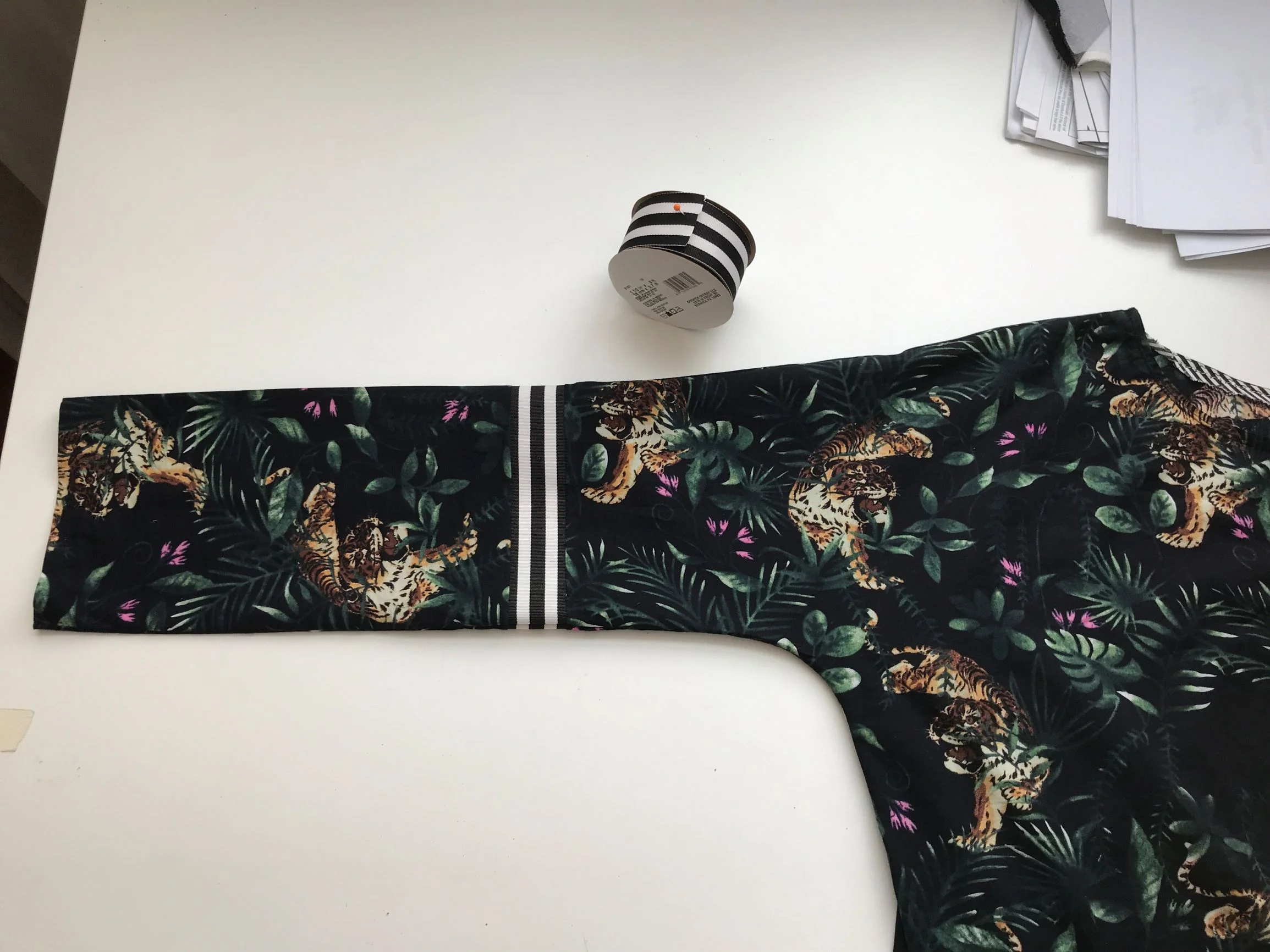 Tessuti Athina Top hack # 1 (oops, not actually a hack)