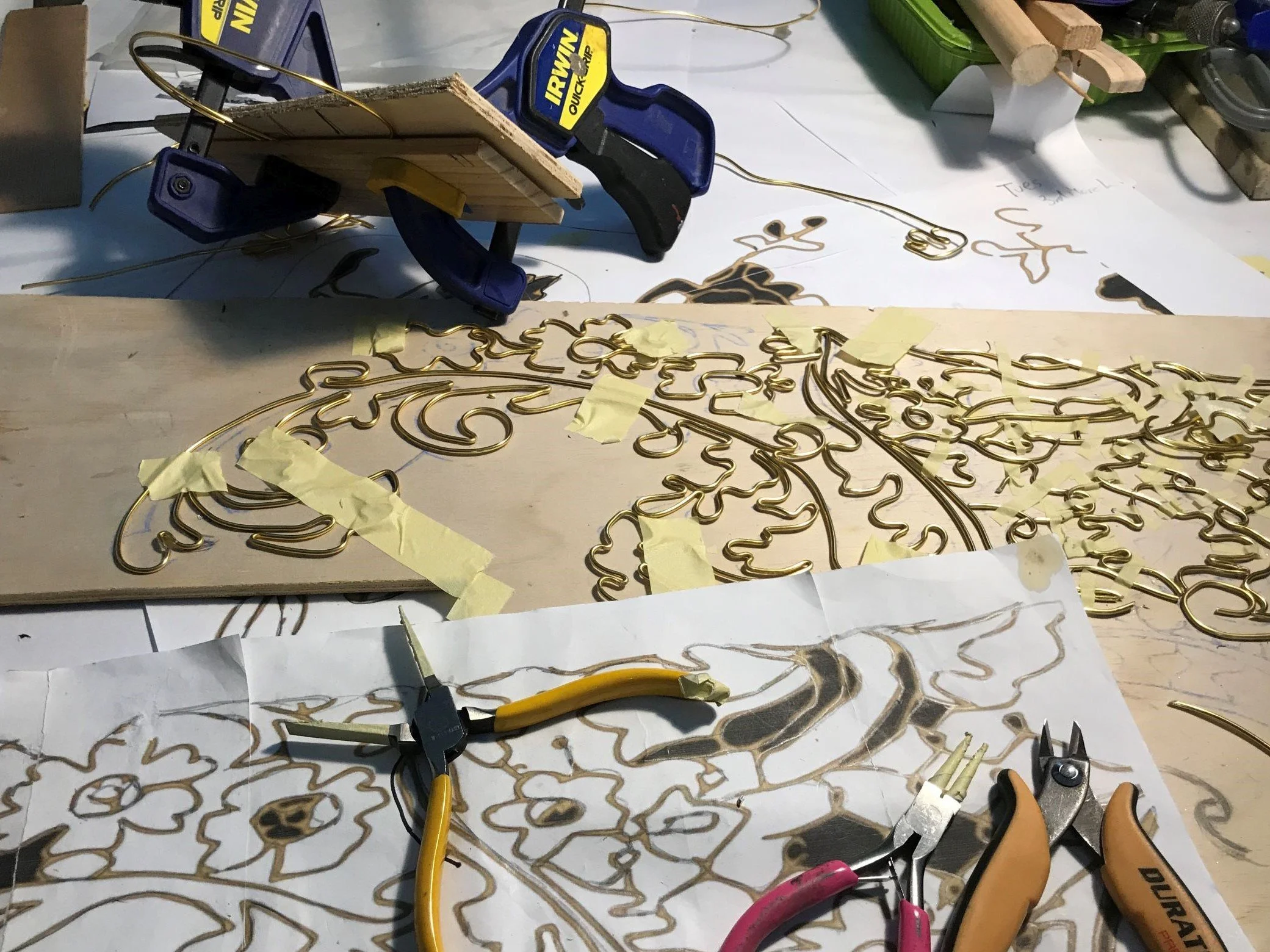 Studio, 2mm anodised aluminium wire