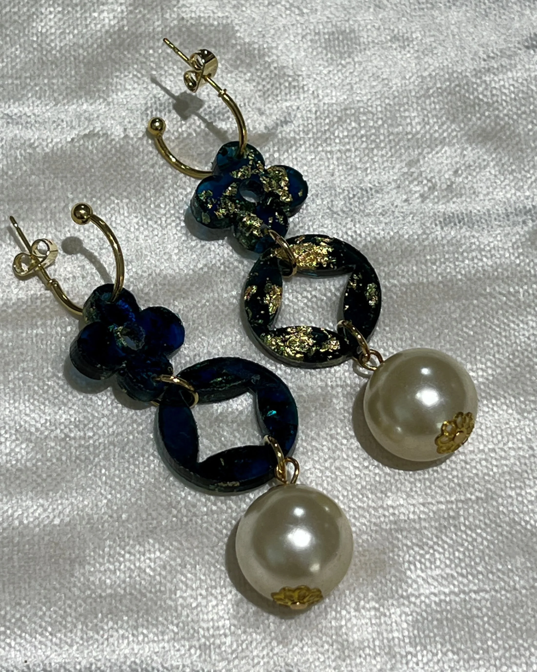 Gold leaf & resin arabesques with vintage pearls