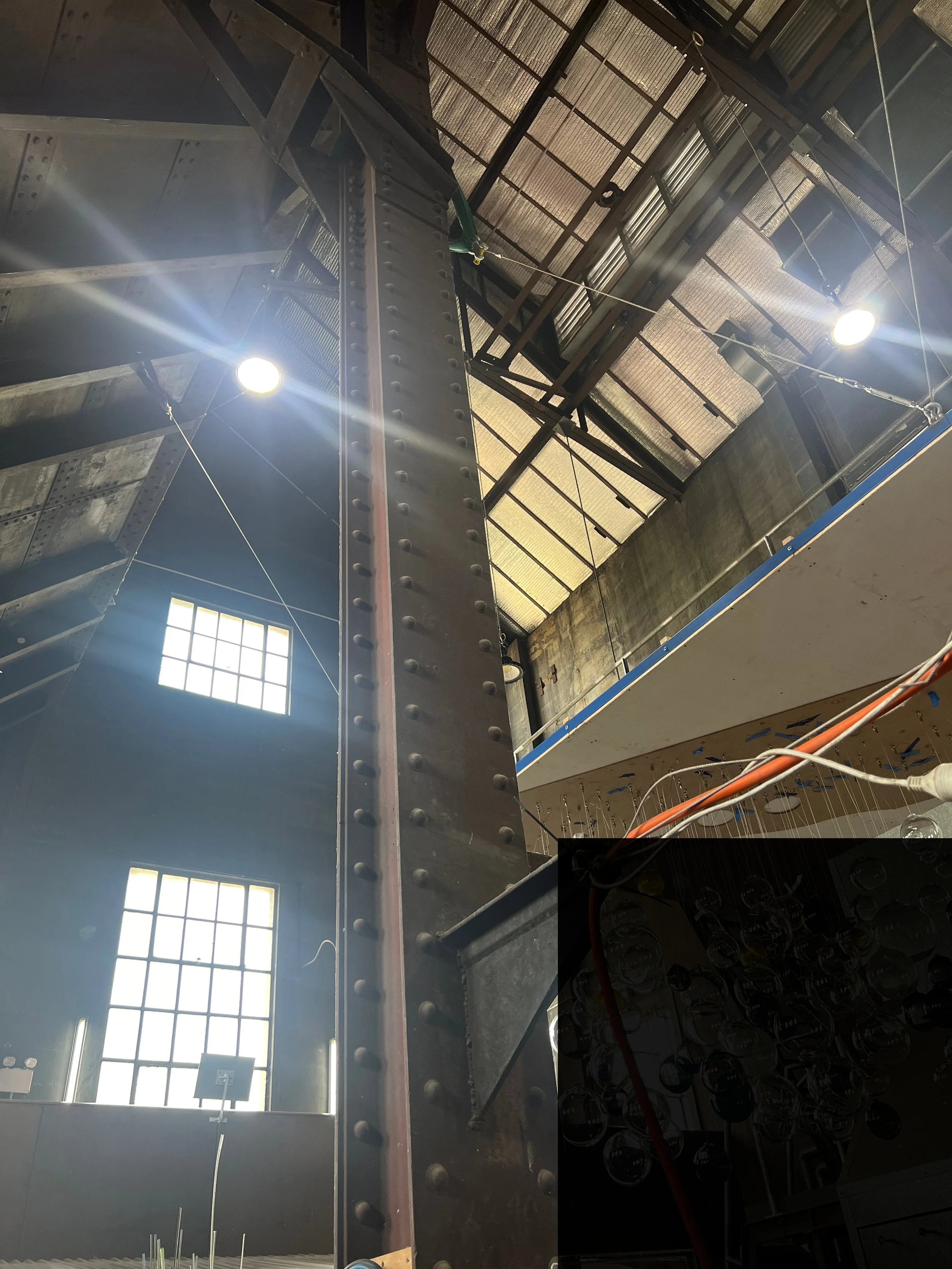 Commission in collaboration with Canberra Glassworks 