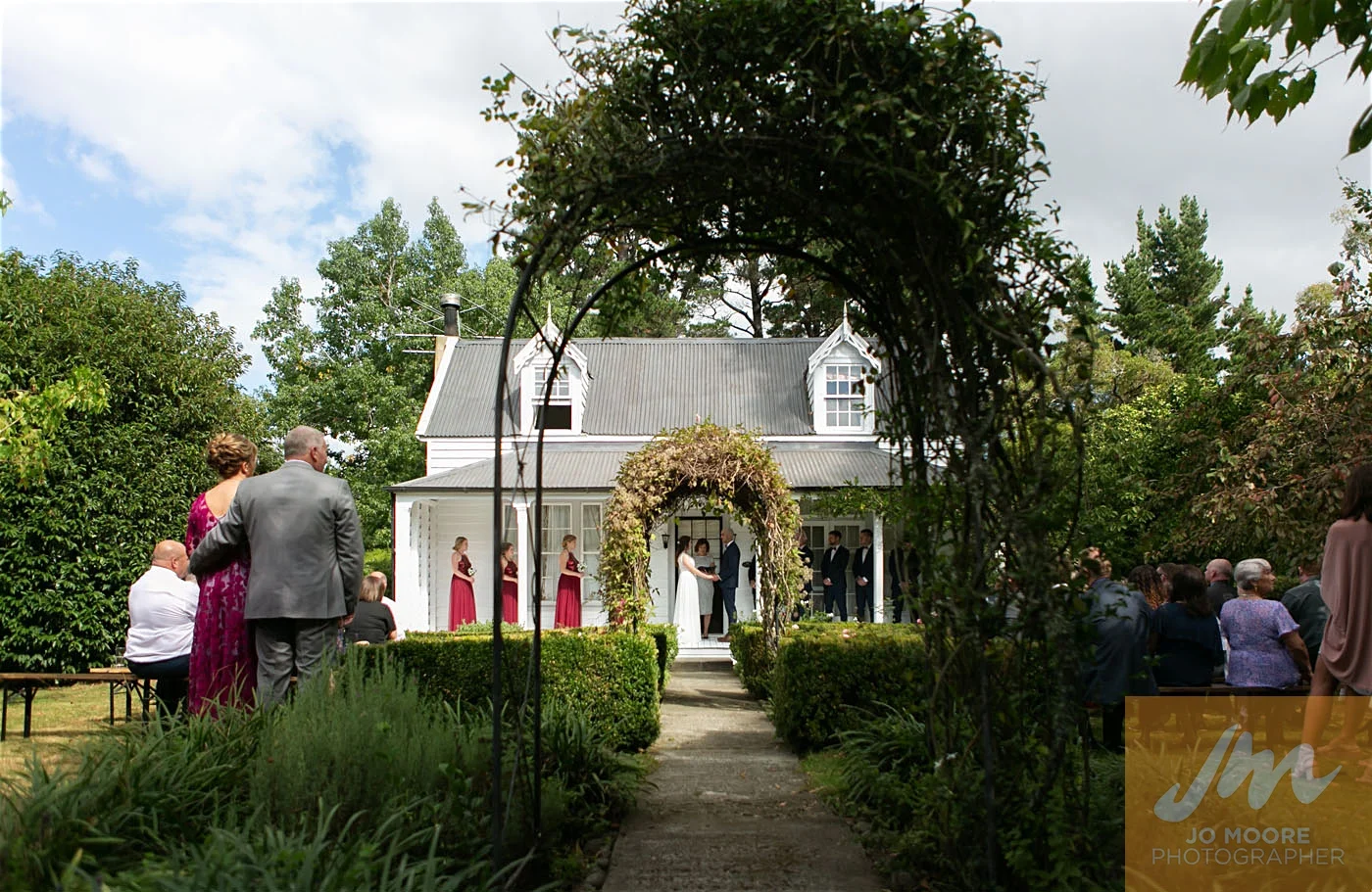 Laura and Keren-587.jpg