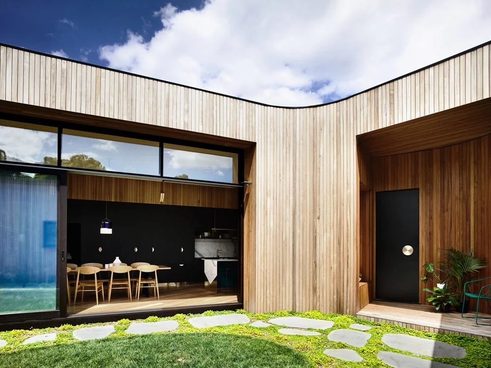 Auhaus_Ivanhoe06.jpg