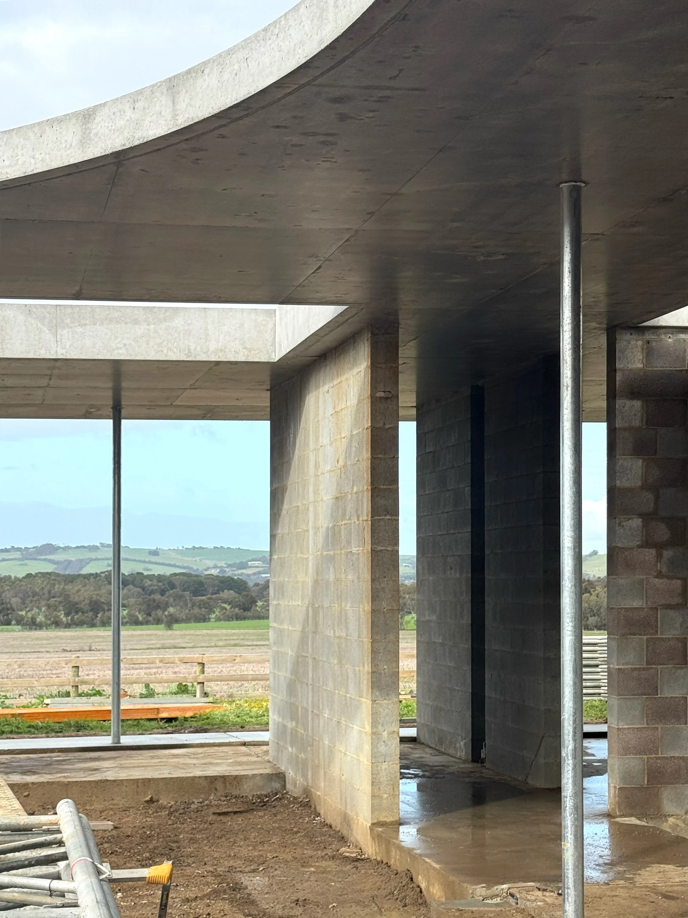 Building form taking shape at @auhaus Stonehaven project. Big milestone this week with props out and concrete stripped. Beautiful craftsmanship by builder @dwbuilds