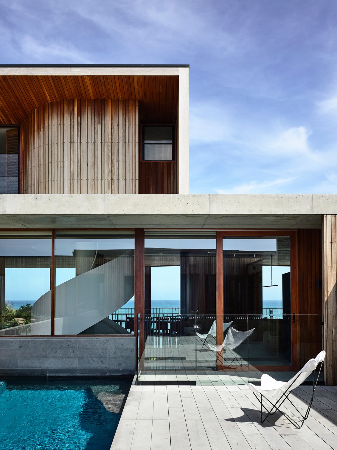 Rugged-Yet-Refined-Cliff-House-by-Auhaus-Architecture-Ocean-Grove-VIC-Australia-image-023.jpg