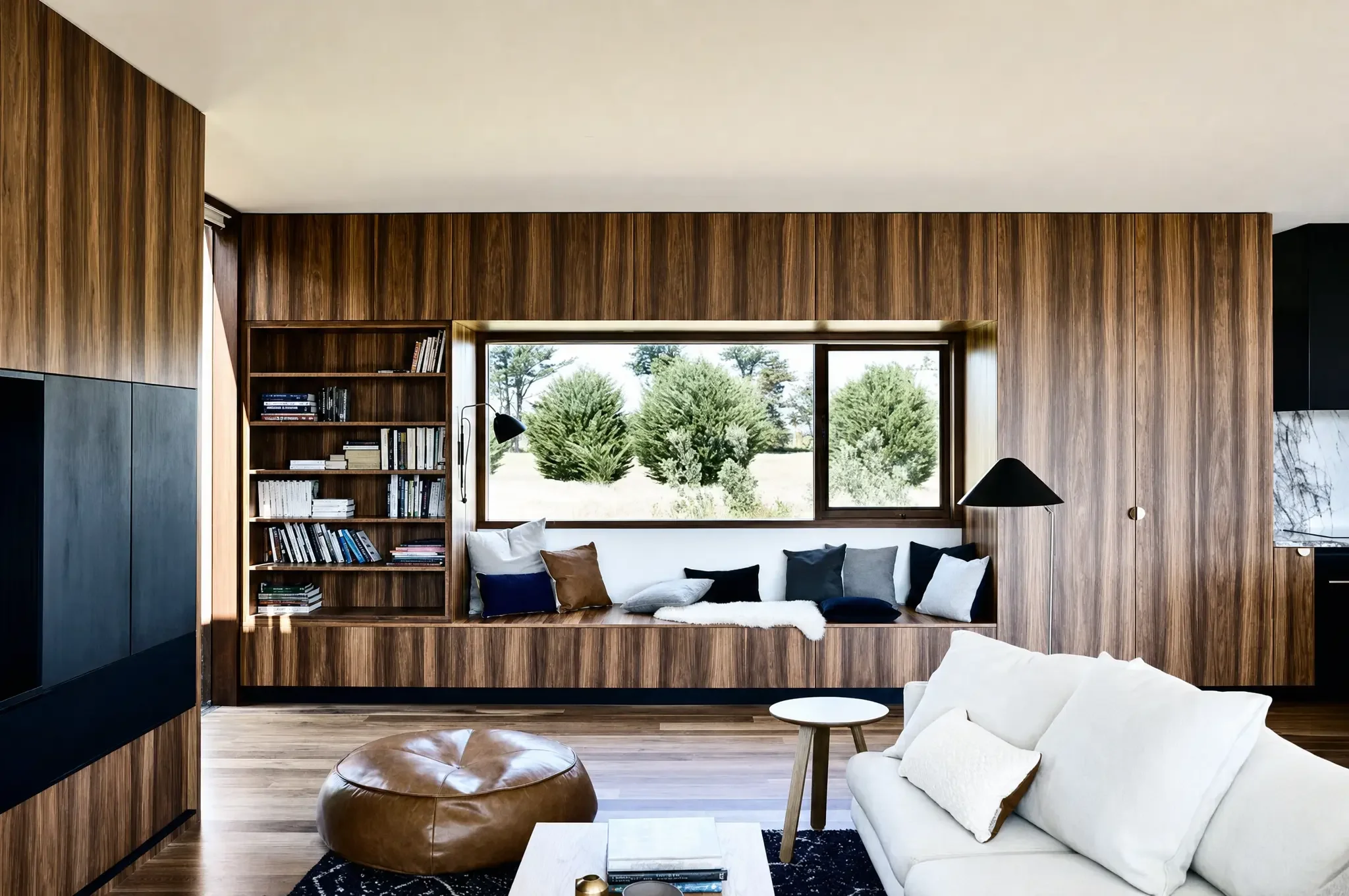 barwon-head-house-living.webp