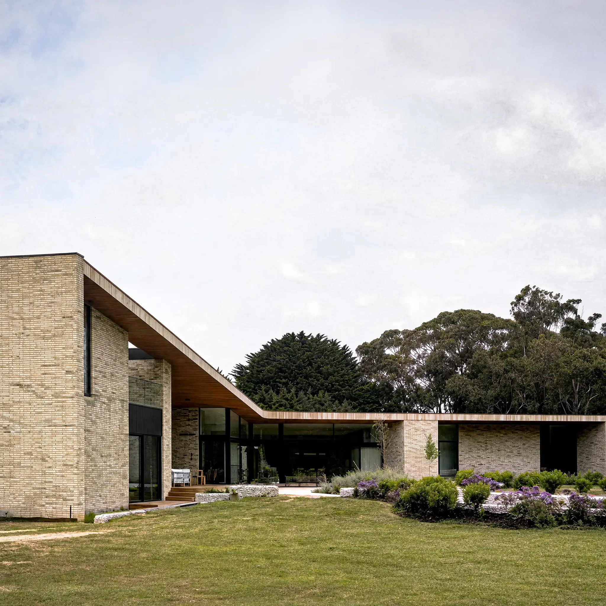 Torquay-House-Thumbnail.webp